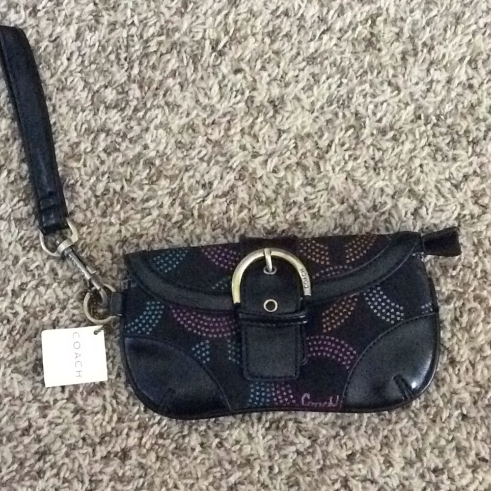 NWT small Coach clutch